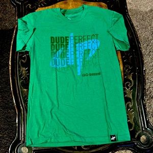 Dude perfect go green t shirt ☘️